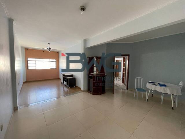 #322 - Apartamento para Venda em Franca - SP - 1